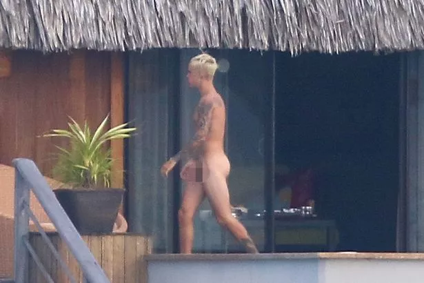 Justin Bieber Naked Porn gets blacked