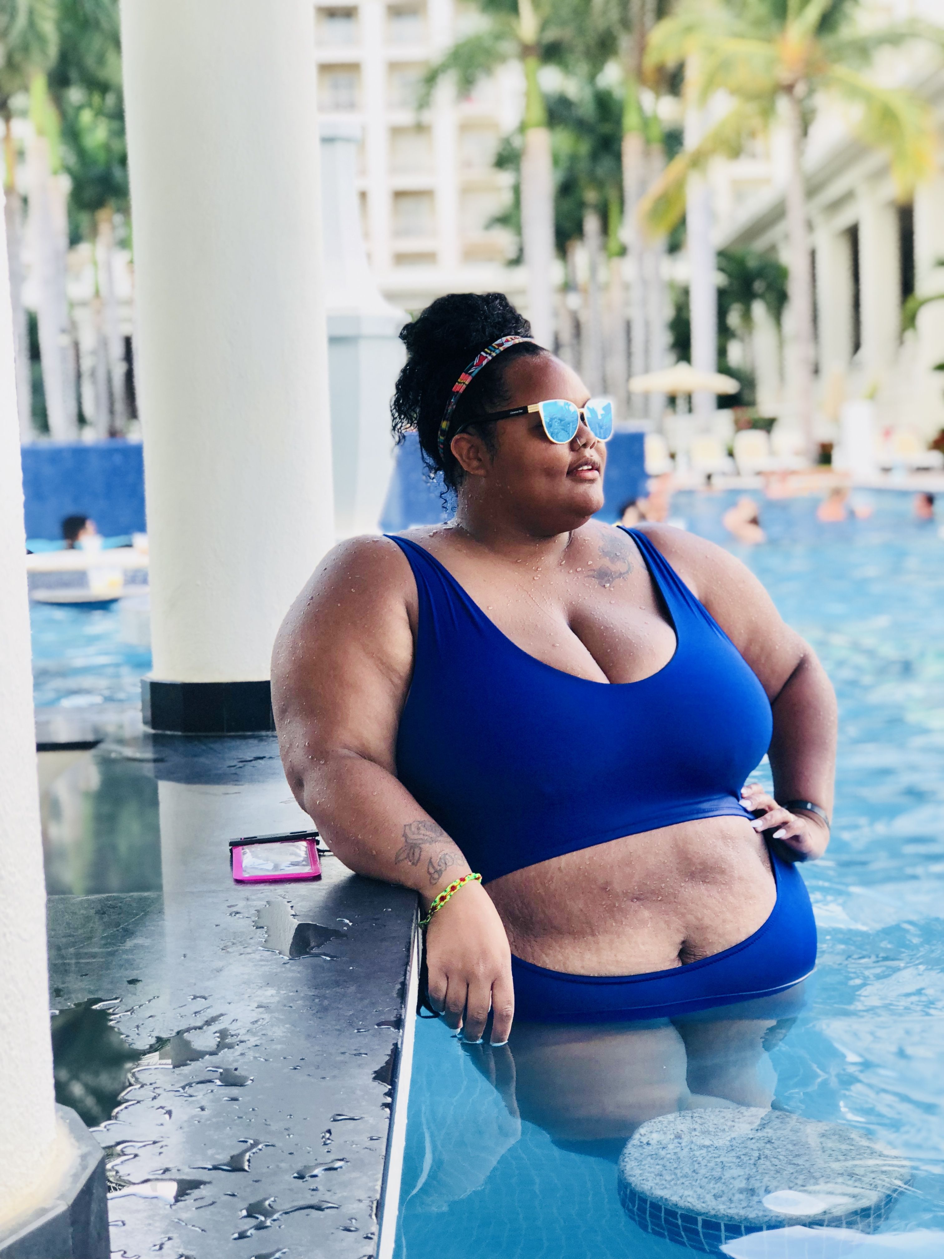 ali athamneh recommends fat women pics pic