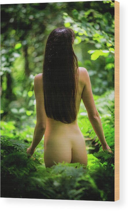 women nude in woods